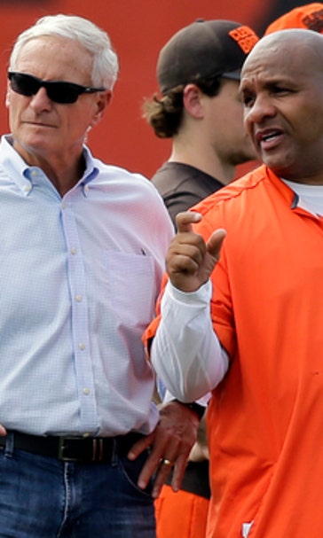 Browns owner preaching patience after "hard" 1-15 season